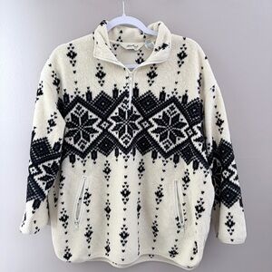 Vintage Eddie Bauer Cream and Black Sherpa Pullover